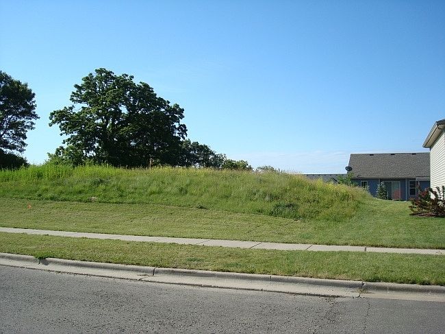 1st image of 8953 Ancient Oak Ln