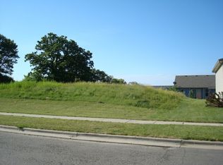 8953 Ancient Oak Ln, Verona, WI 53593