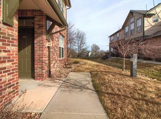 2210 S Vaughn Way APT 101, Aurora, CO 80014
