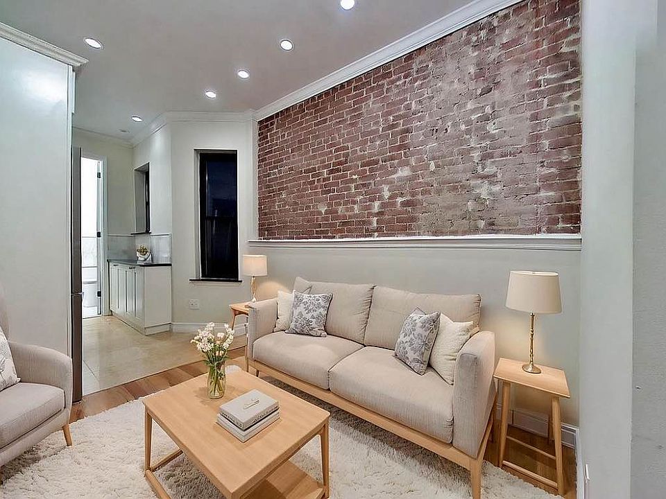 1st image of 101 Lexington Ave APT 2A