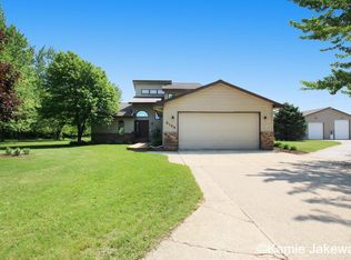 8188 E 128th St, Sand Lake, MI 49343