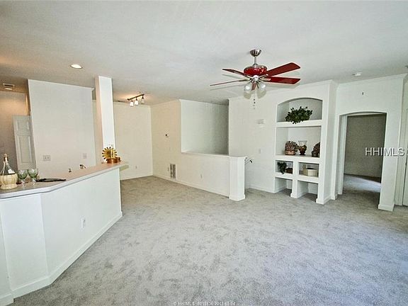3rd image of 4 Indigo Run Dr APT 1410