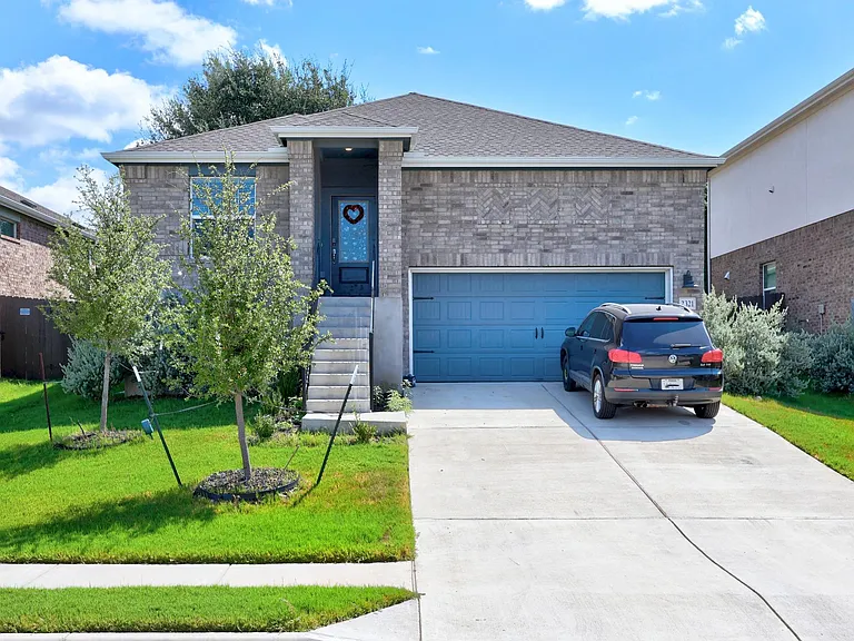 2321 Four Waters Loop — Photo 1