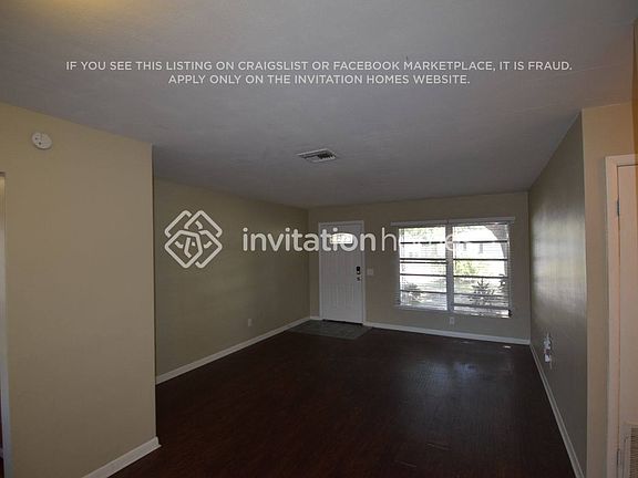 3rd image of 1791 Suffolk Dr