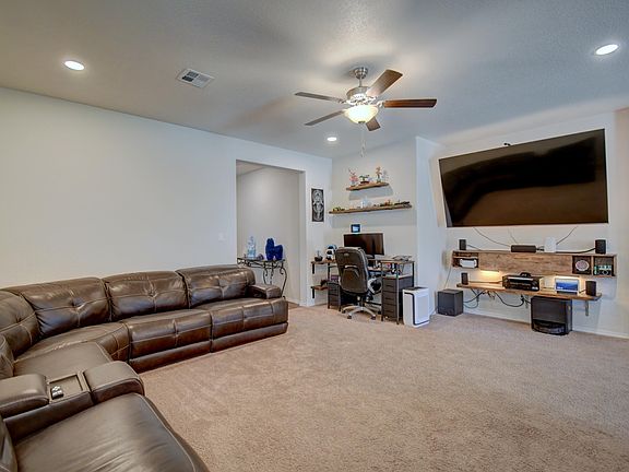 3rd image of 10027 Sacate Blanco Ave SW