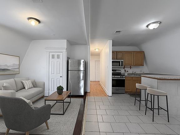 3rd image of 306 Arlington Ave Floor 3