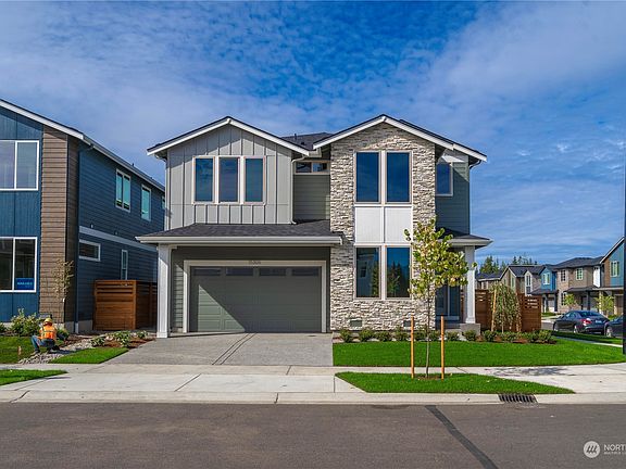 3rd image of 15306 207th Avenue E #187