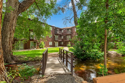 The Cove Apartments Photo 1