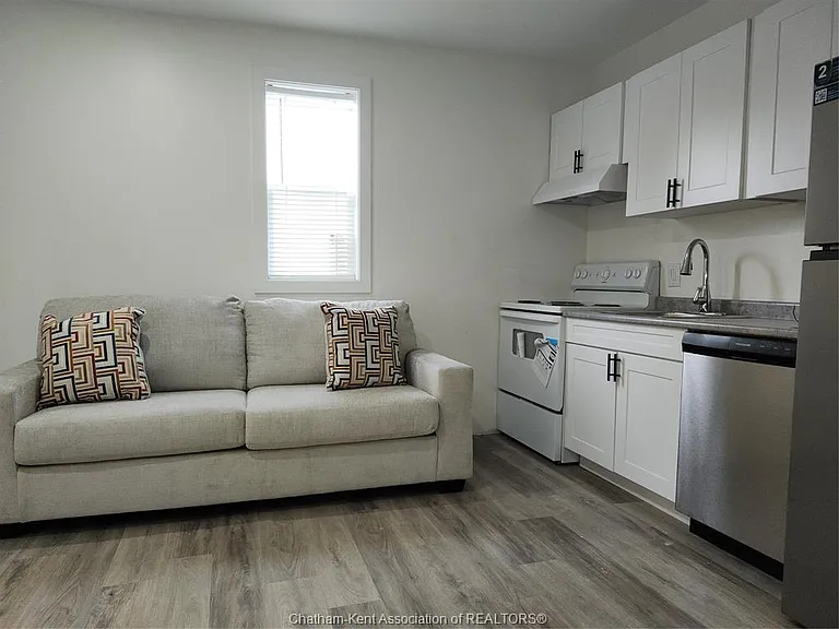 22 Gray St #A — Photo 14
