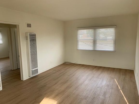 2nd image of 3125 1/2 Ivy St
