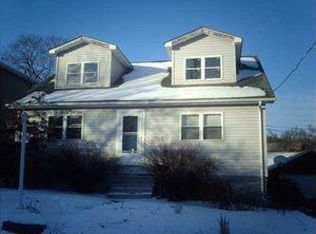 906 Euclid Ave, Toronto, OH 43964