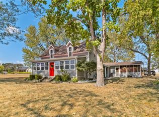 1380 E Main St, Gentry, AR 72734