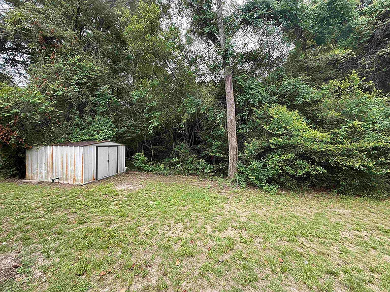 5525 Springhill Rd — Photo 16