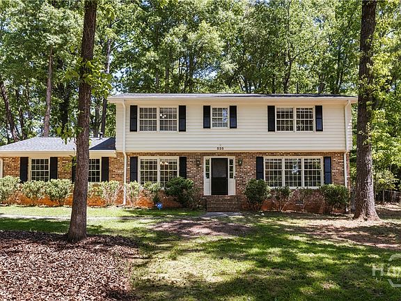 2nd image of 535 Brookwood Drive