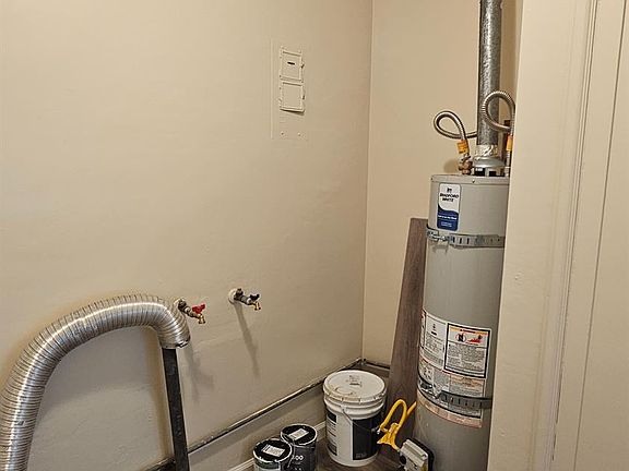 2nd image of 1448 Rice St Unit A