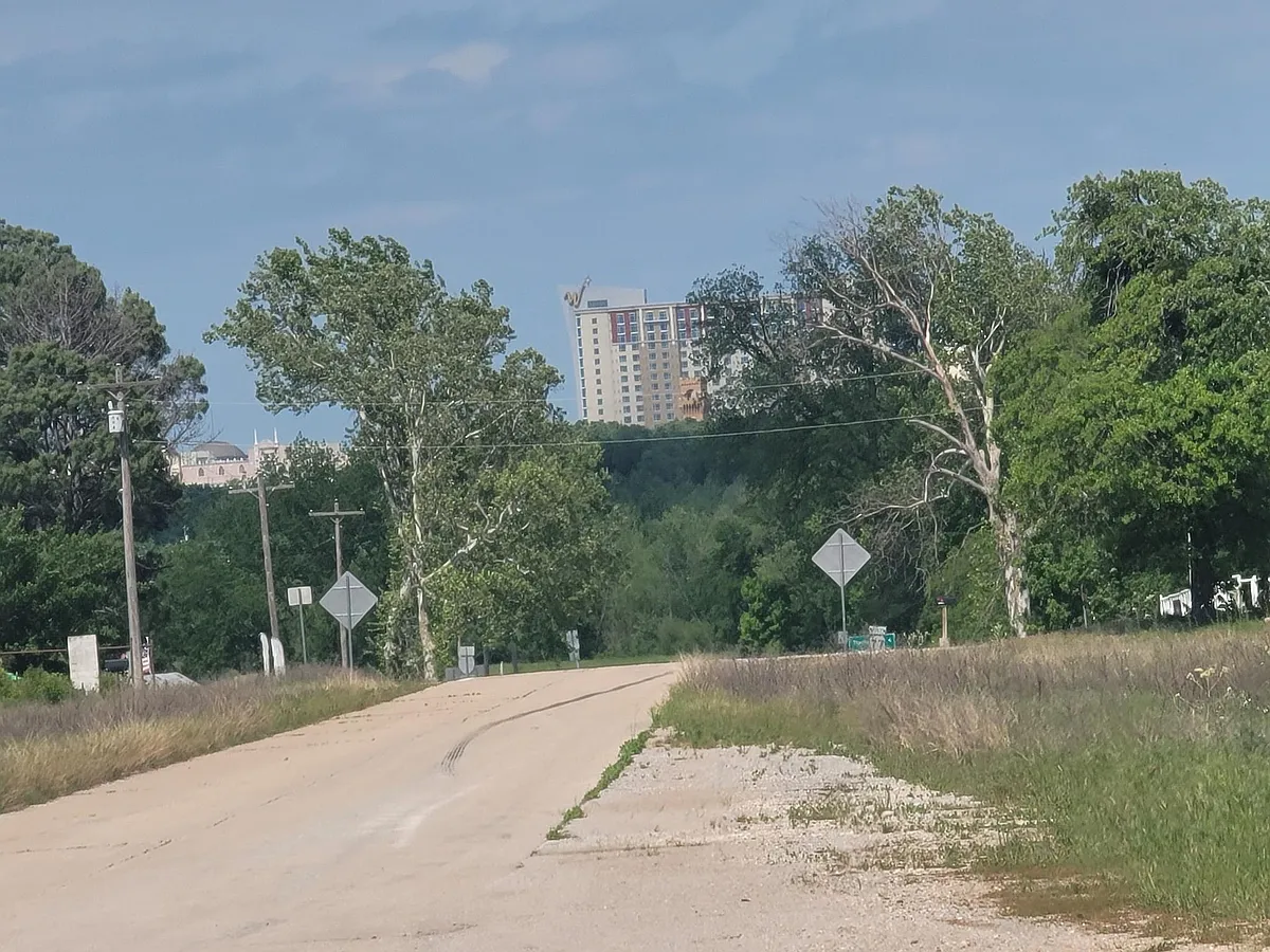 Building Photo - 22995 US Highway 77