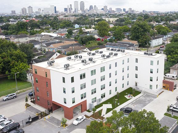 3rd image of 1515 Arts St #309