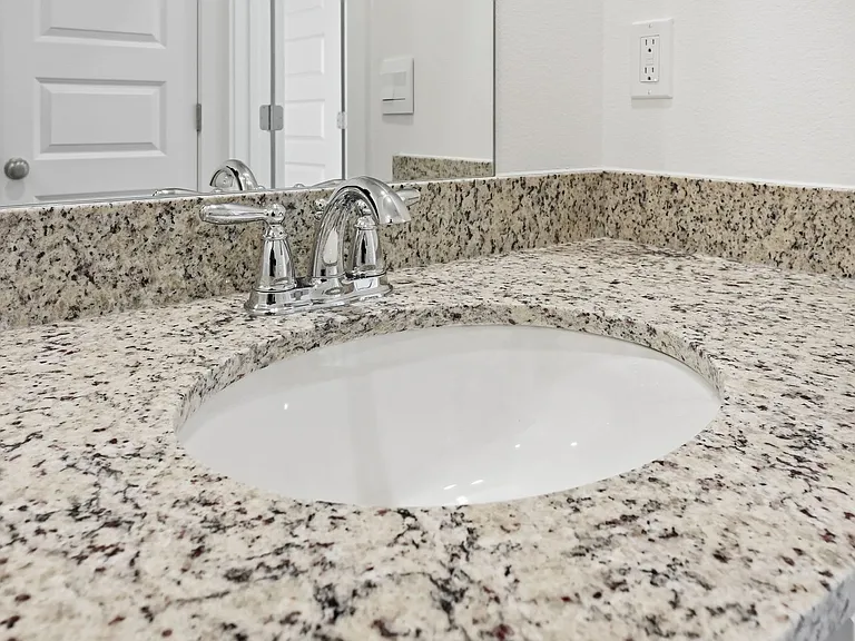213 Huckleberry St — Photo 35