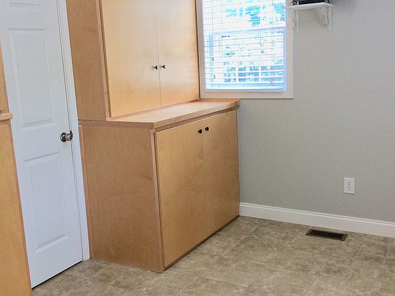 Neutral gray color scheme.