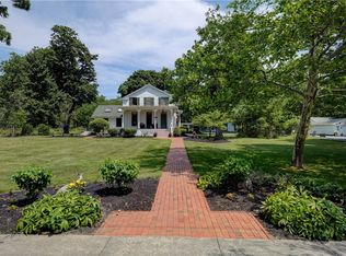 53 Maplewood Ave, Honeoye Falls, NY 14472
