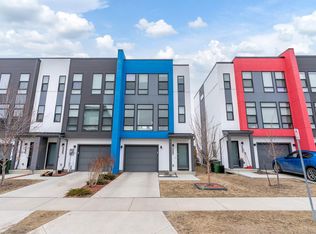 1758 Keene Cres SW, Edmonton, AB T6W 3W3