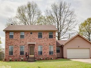 1315 Huntsmoor Rd, Sherwood, AR 72120