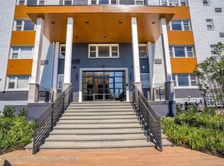 Bodman Pl #122, Red Bank, NJ 07701