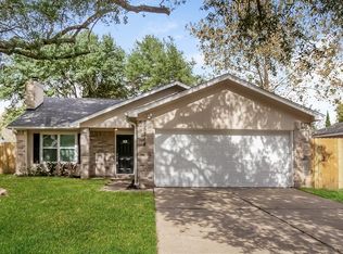 5718 Village Way Dr, Katy, TX 77493