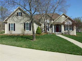 5345 Clare Rd, Shawnee, KS 66226