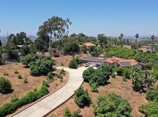 3425 Fairview Dr, Vista, CA 92084