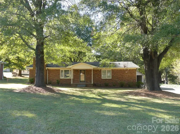 7871 Howard Ave, Kannapolis, NC 28081