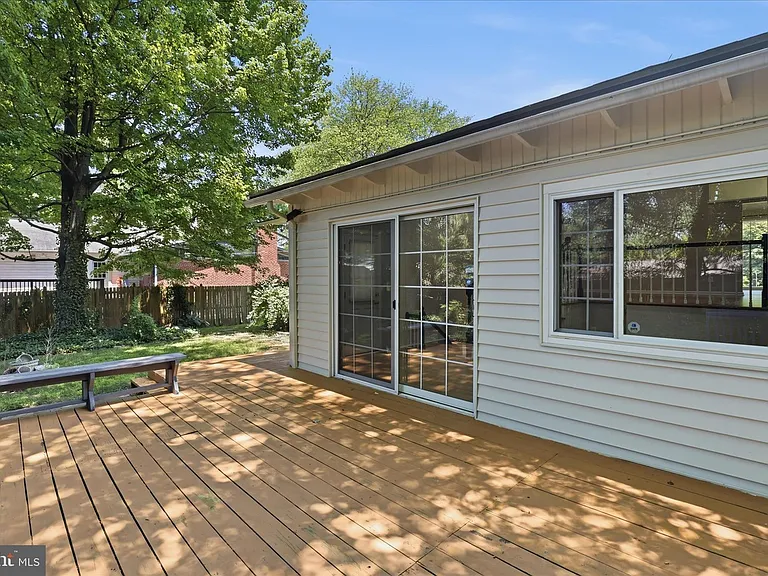 1608 Westmoreland St — Photo 23