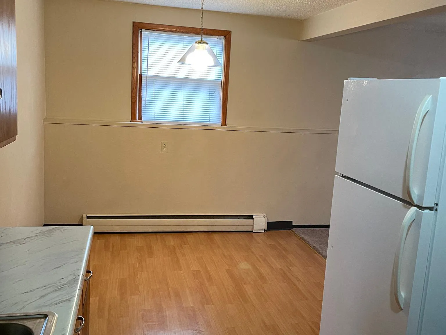 1007 E 16th St — Photo 3