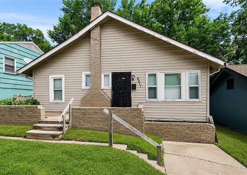 1st image of 8411 Olive St