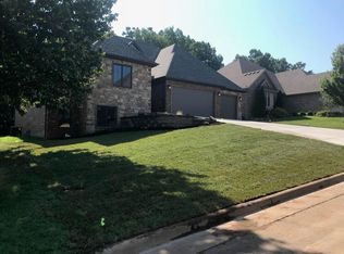 4090 S York Ave, Springfield, MO 65807