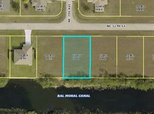 702 NE 12th St, Cape Coral, FL 33909