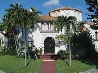 2301 N Bay Rd, Miami Beach, FL 33140