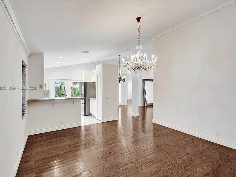 658 Stanton Dr — Photo 22