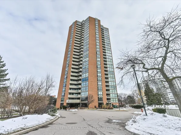 2010 Islington Ave #Penthouse 03, Toronto, ON M9P 3S8
