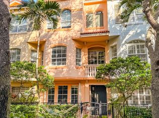 2724 Ravella Way, Palm Beach Gardens, FL 33410