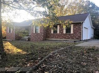 6 Valley Rd, Saint James, MO 65559
