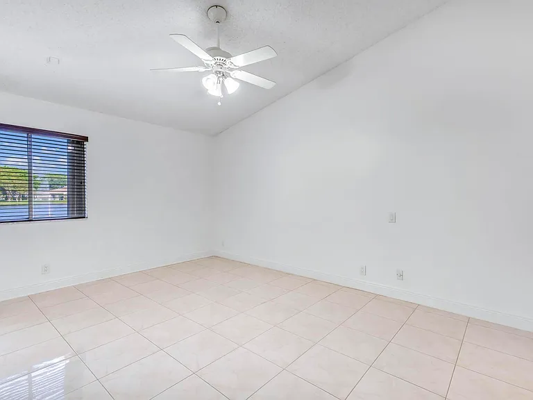 9130 Vineland Ct #C — Photo 18
