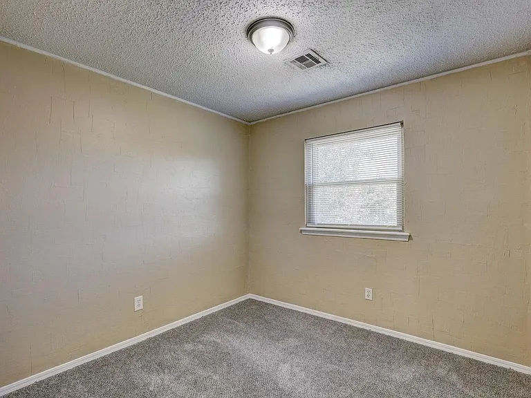 316 S Morgan Dr — Photo 8