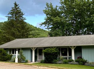 N1970 Orchard Valley Dr, La Crosse, WI 54601