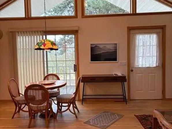 757 Bowman Rd, Hamilton, MT 59840