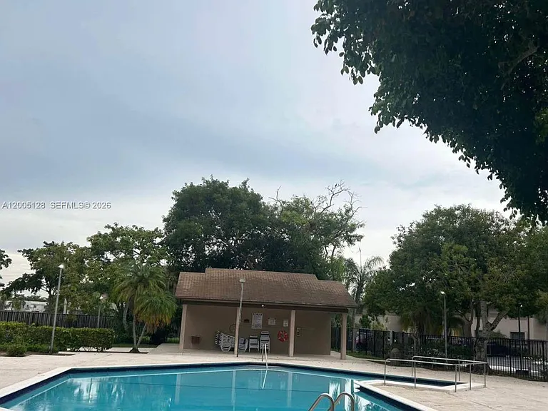 9926 Nob Hill Ct #9926 — Photo 6