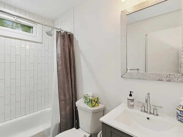 102 Sycamore Dr — Photo 26