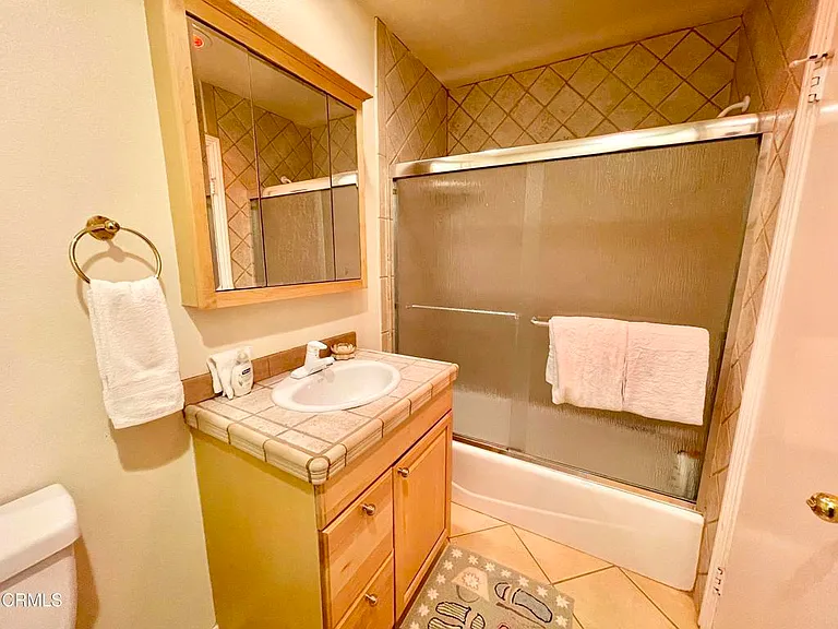 741 Reef Cir — Photo 8