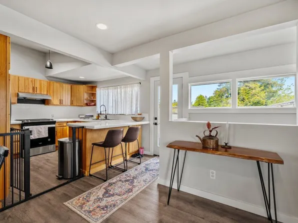 1395 Hoover St, Eureka, CA 95501