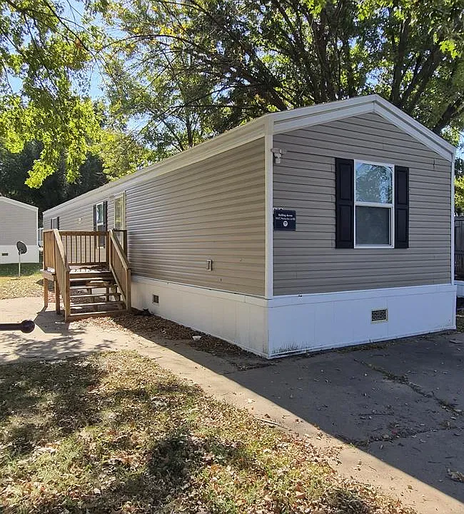 1042 E Morton Ave #179